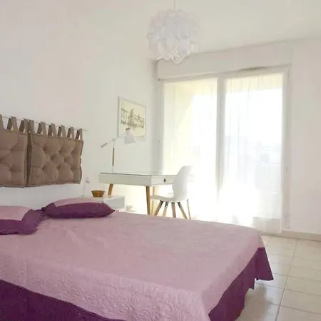 Oasis: 2-bedroom Retreat With Pool And Garden *