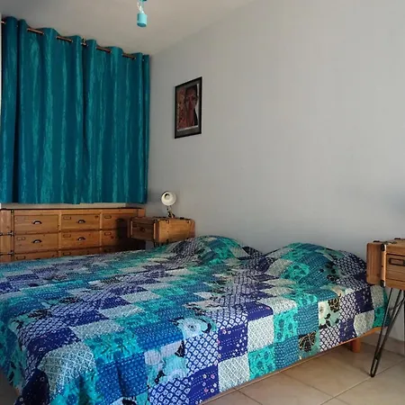 Oasis: 2-bedroom Retreat With Pool And Garden * Aigues-Mortes